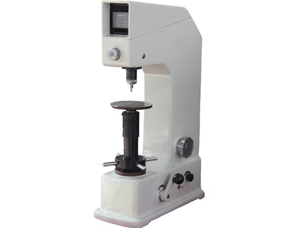 Hardnesss testing machine